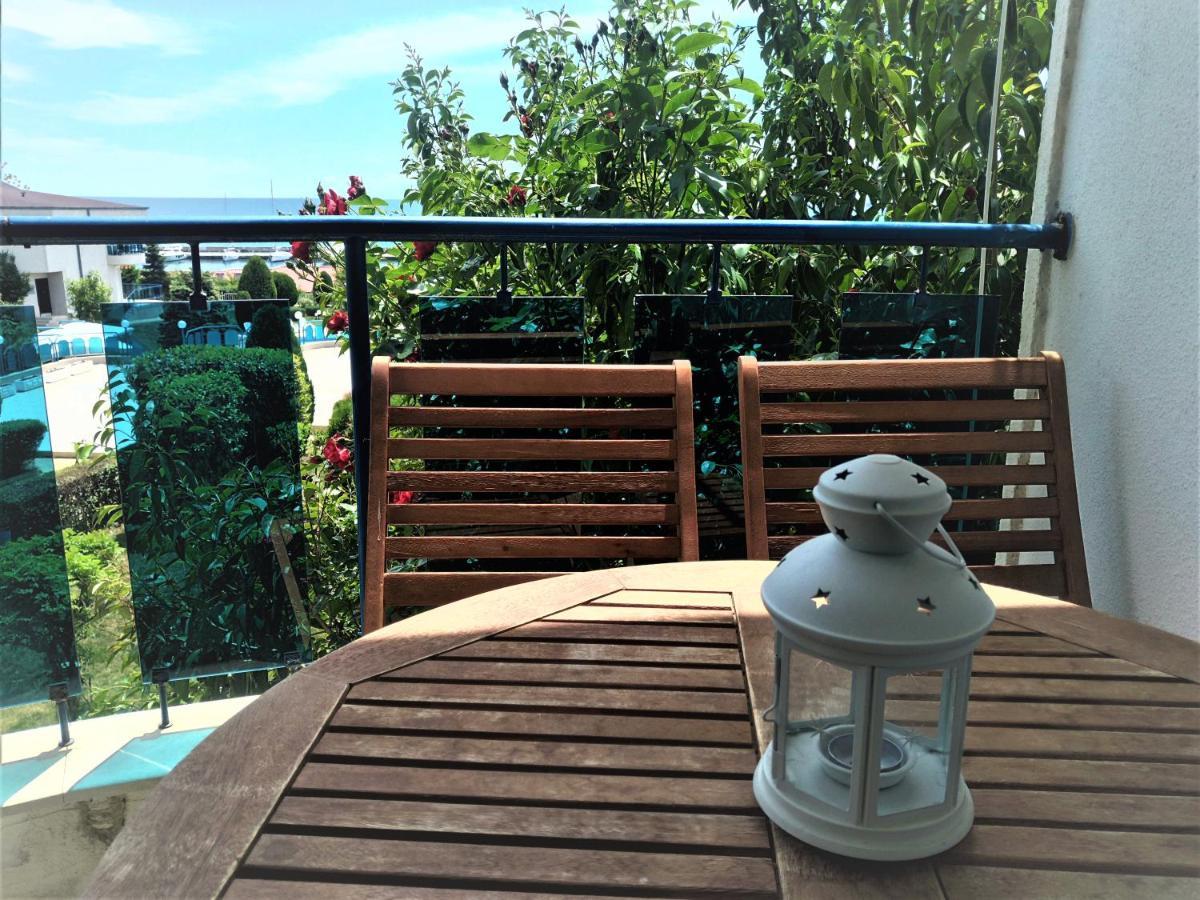 Baratero Vlas Marina Apartment Sveti Vlas Buitenkant foto