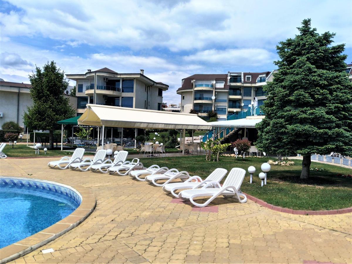 Baratero Vlas Marina Apartment Sveti Vlas Buitenkant foto