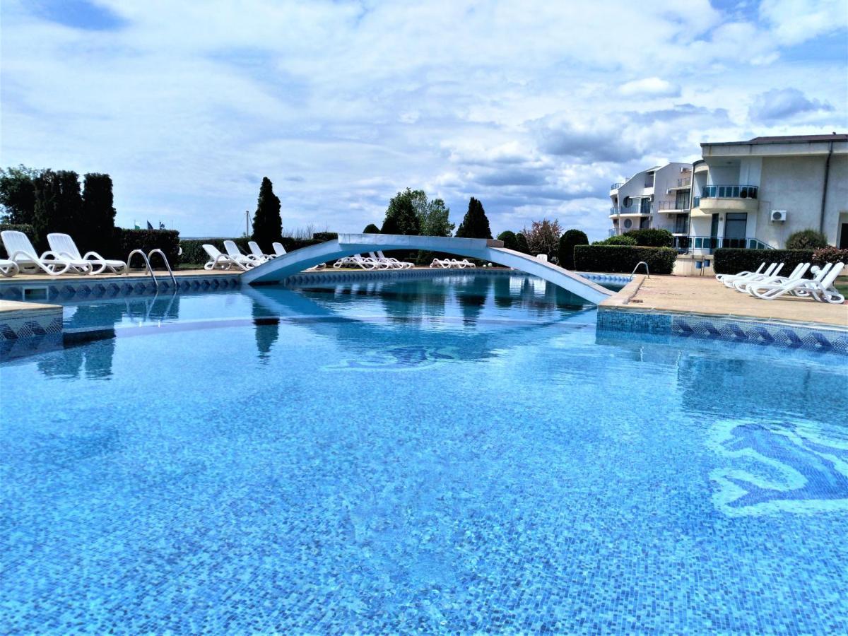 Baratero Vlas Marina Apartment Sveti Vlas Buitenkant foto